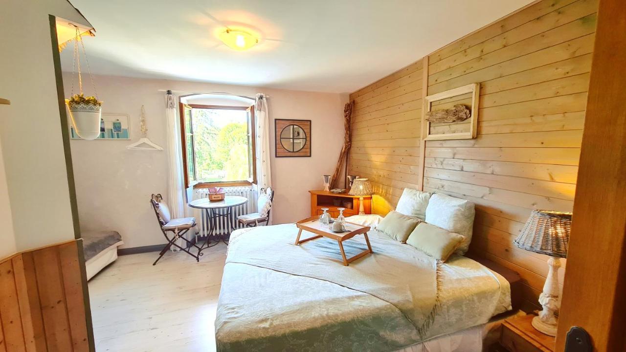 シャナ Le Doux Nid Bed & Breakfast エクステリア 写真