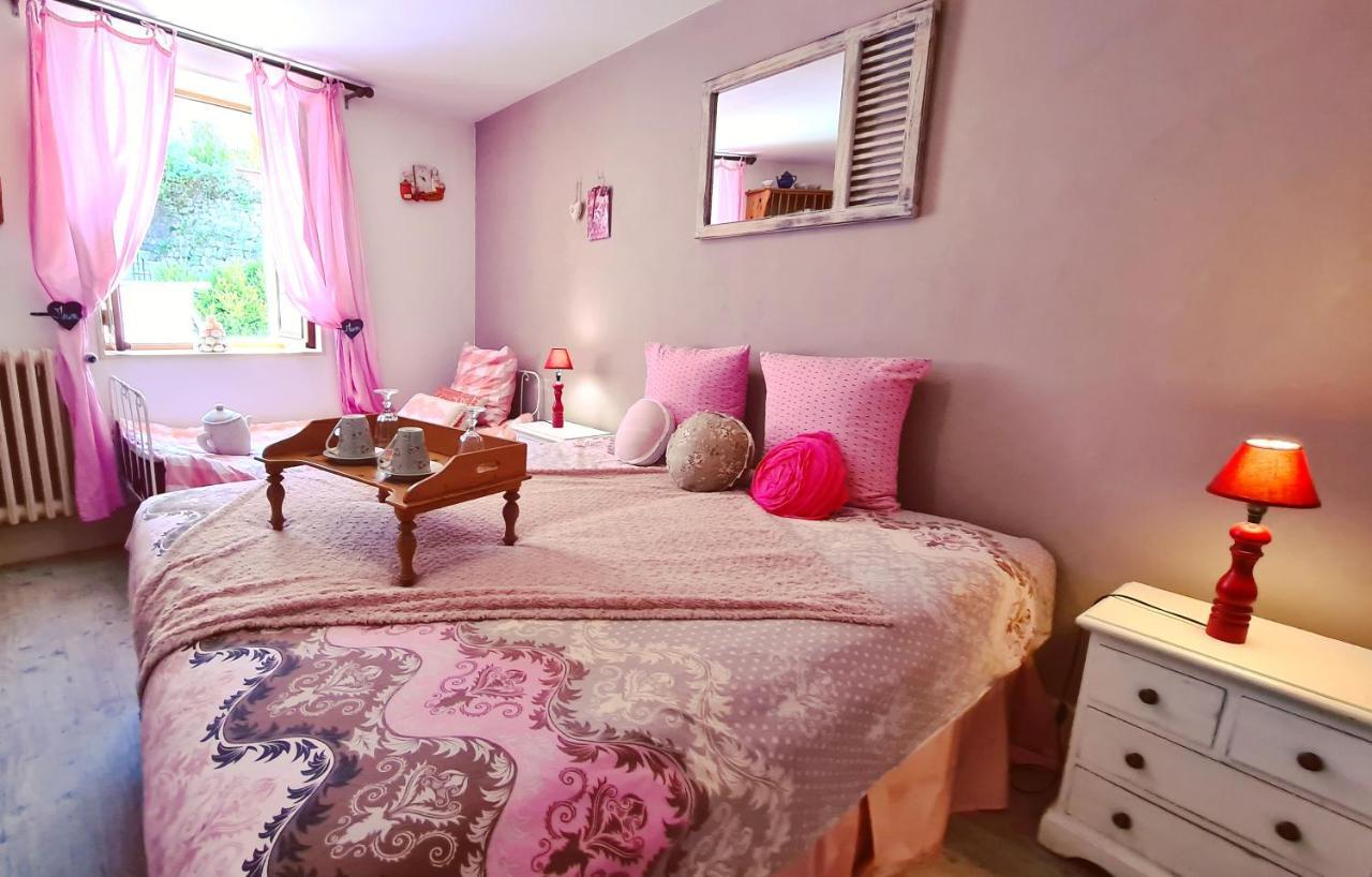 シャナ Le Doux Nid Bed & Breakfast エクステリア 写真