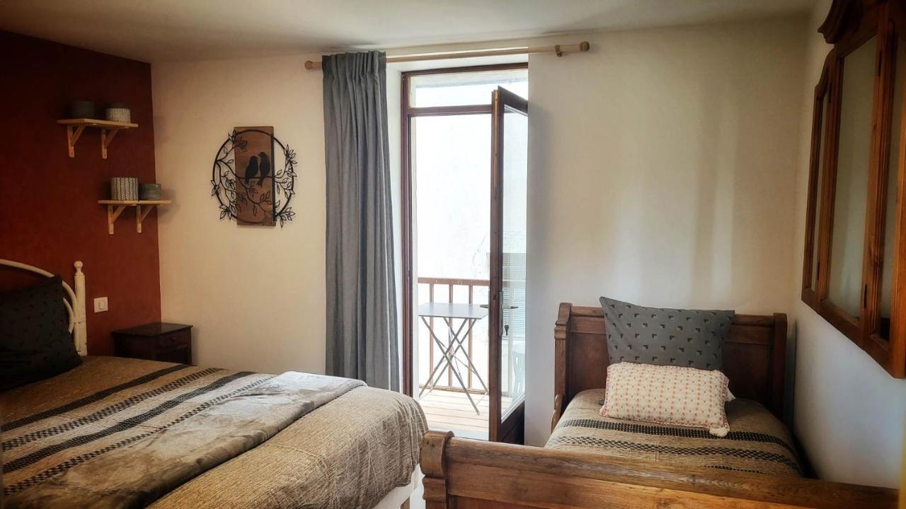 シャナ Le Doux Nid Bed & Breakfast エクステリア 写真